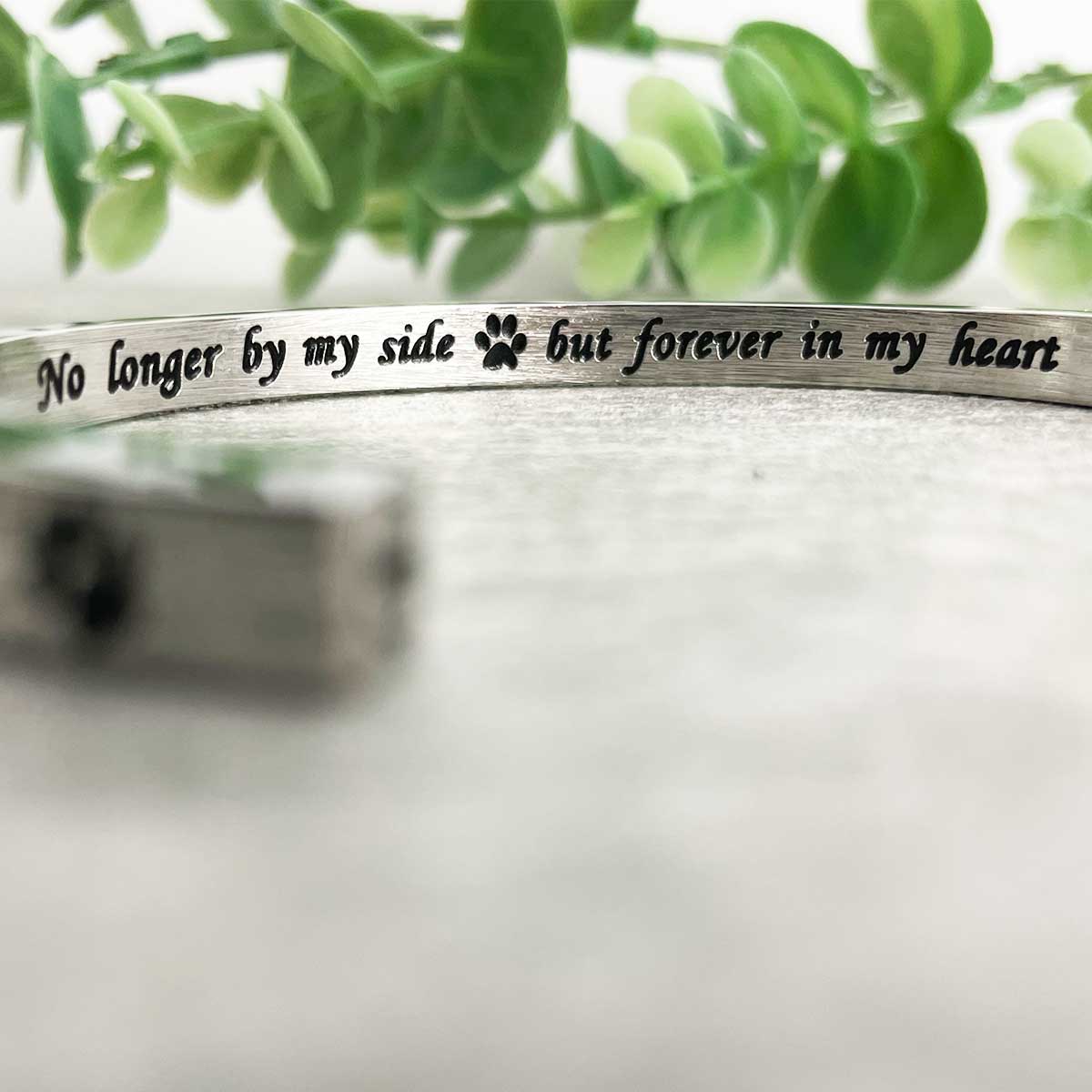 Pet Cremation Ashes Memorial Urn Bangle